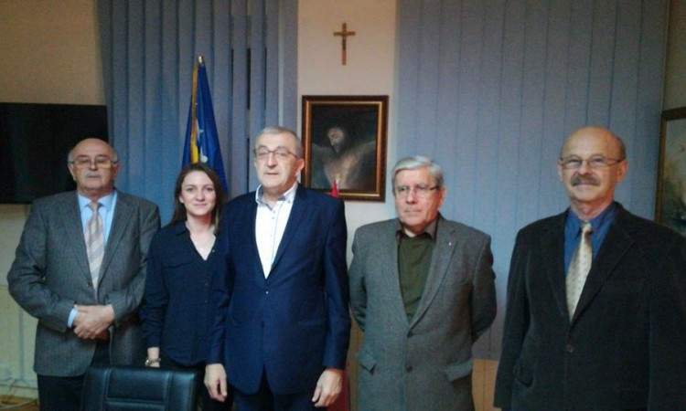 Knjiga 'Vjera i kultura', autora Franje Topića, predstavljena u Brčkom